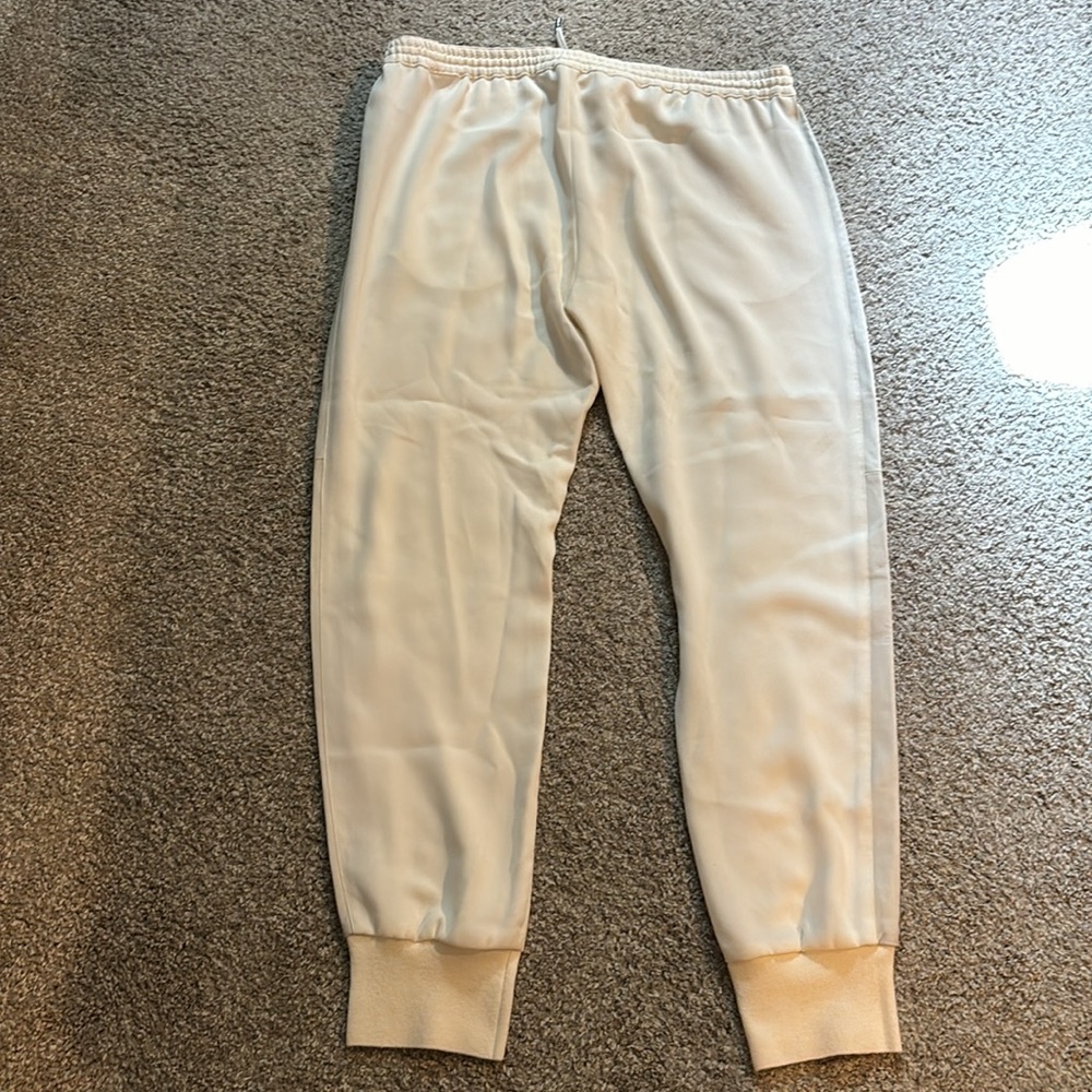 Vince silky cream jogger pants with leather side detail - Picture 3 of 7